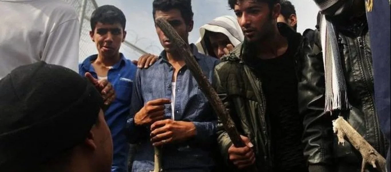 Δυτική Λέσβος: Νέα απόβαση 40 Αφρικανών και Αφγανών στην παραλία Γιαλοτσίπια